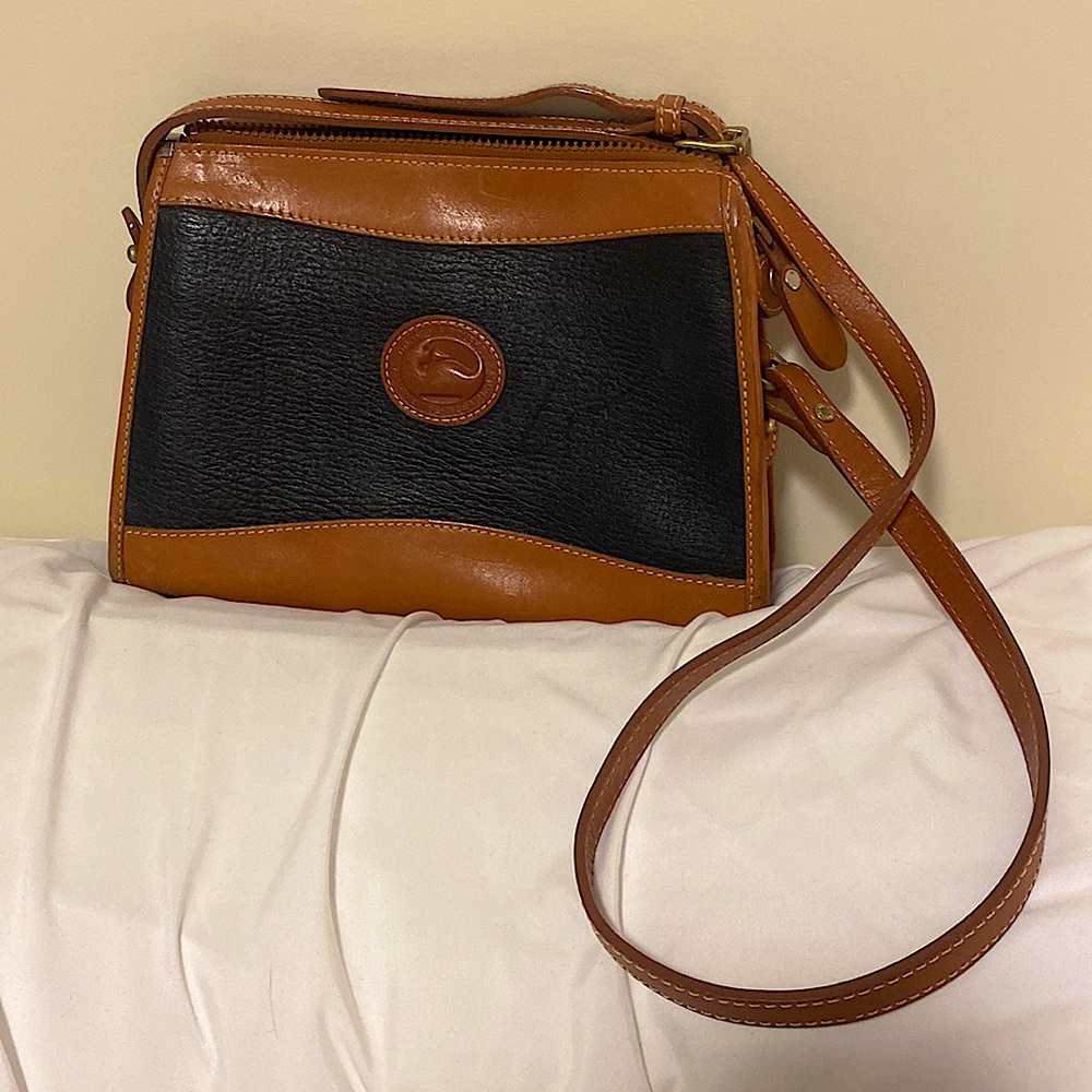 VINTAGE Dooney And Bourke purse and wallet set